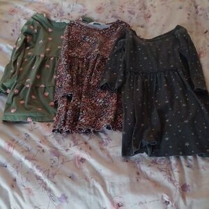 H&M Kids Long Sleeve Tops - Green, Brown, and Gray